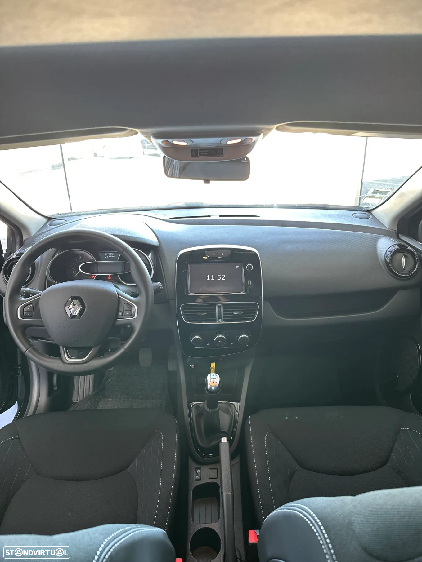 Renault Clio 0.9 TCe Limited - 12