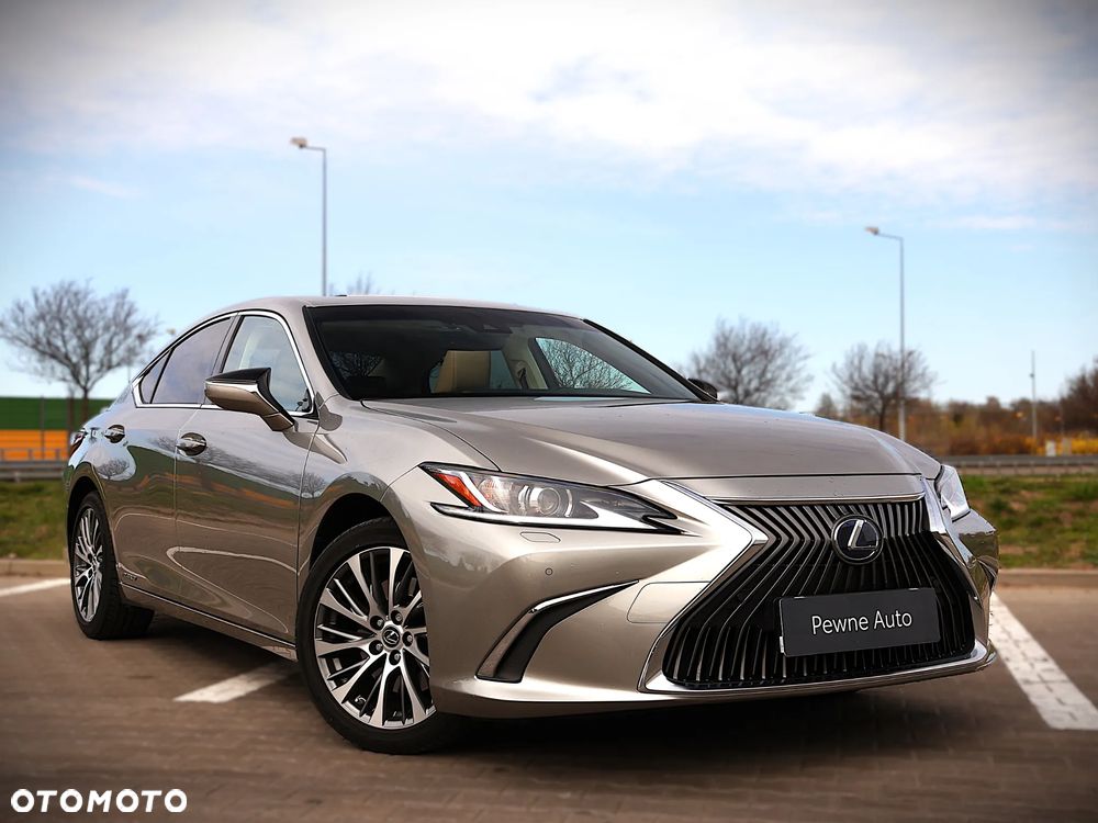 Lexus ES - 6