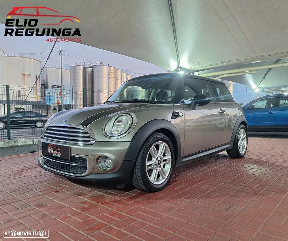 MINI 3 Portas Cooper D - 1