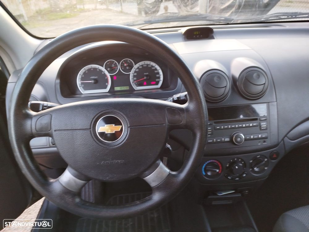 Chevrolet Aveo 1.2 LS - 16