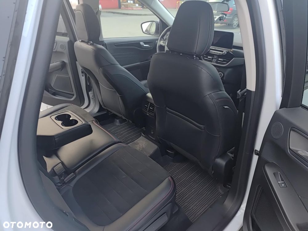 Ford Kuga 2.0 EcoBoost AWD ST-Line ASS - 17