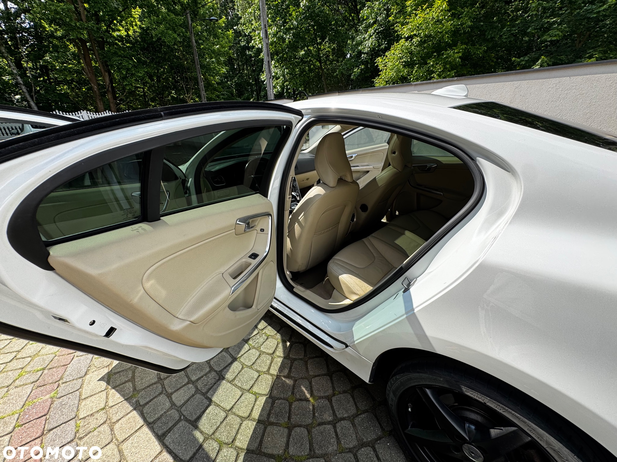 Volvo S60 2.5 T5 - 16