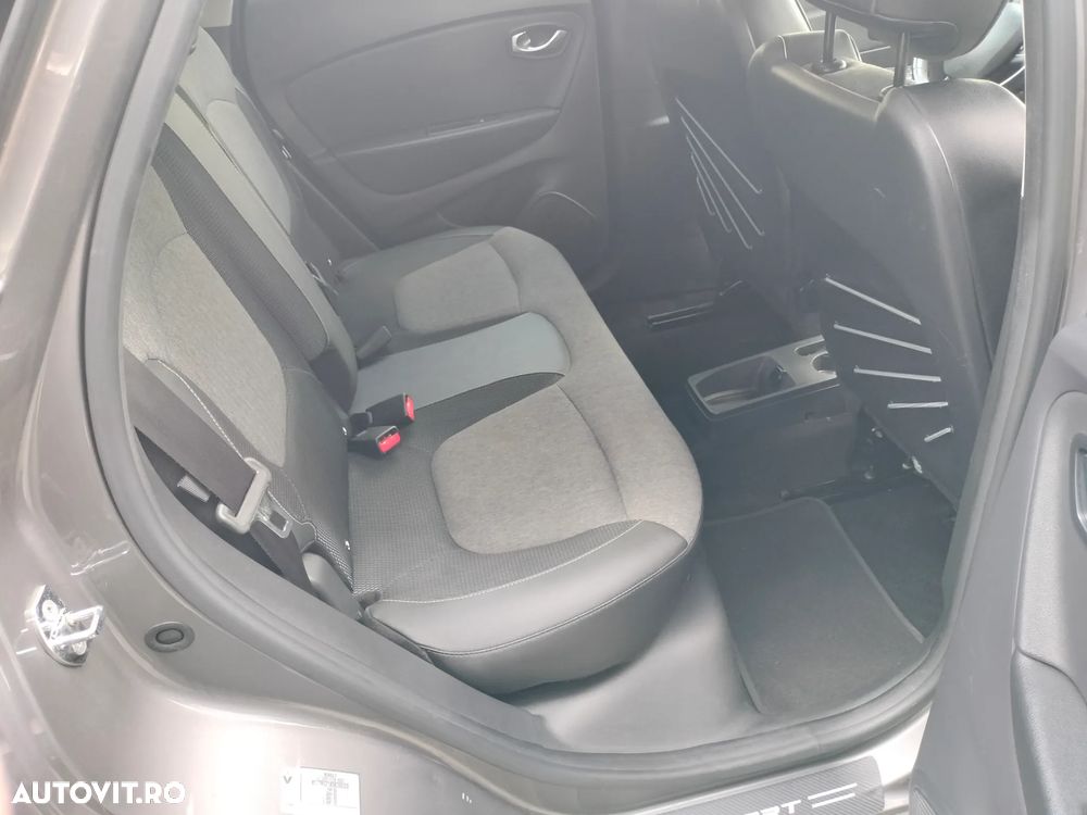 Renault Captur - 15
