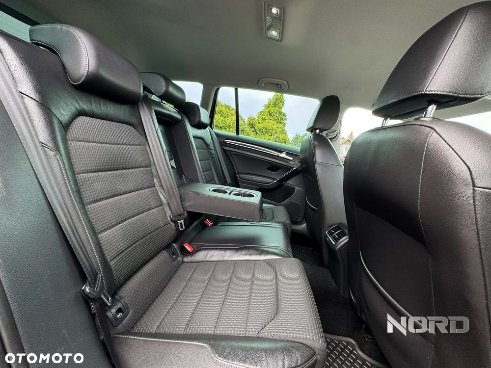 Volkswagen Golf 1.4 TSI BlueMotion Technology DSG Highline - 16