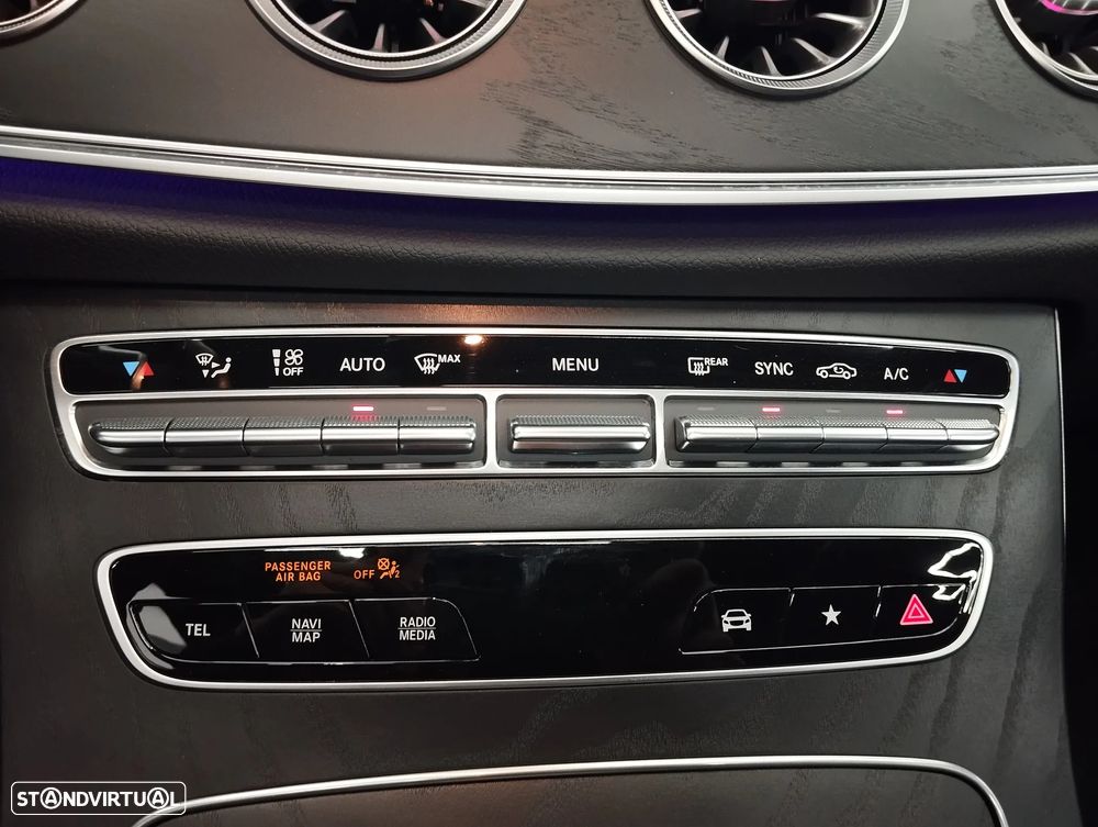 Mercedes-Benz E 220 d AMG Line - 50