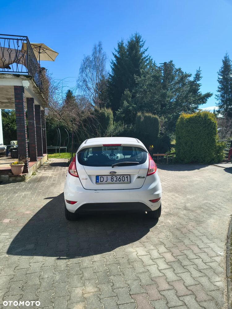 Ford Fiesta 1.5 TDCi Ambiente - 3