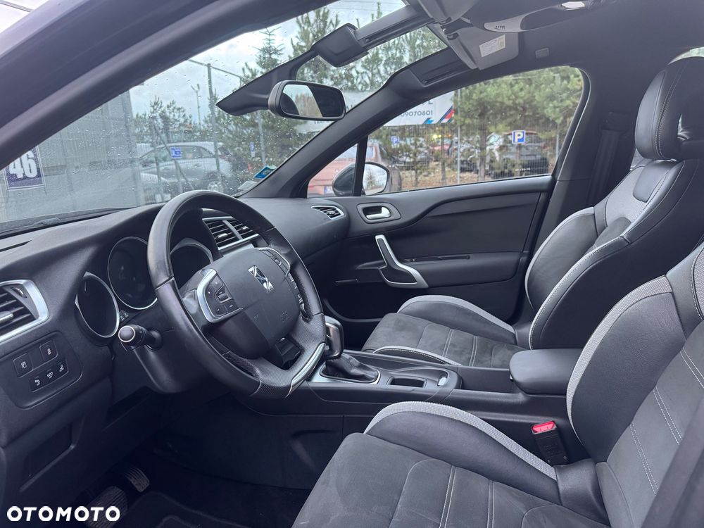 DS Automobiles DS 4 Crossback - 8