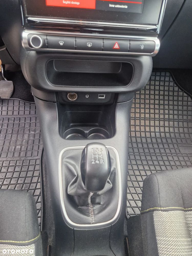Citroën C3 1.2 PureTech Feel - 28