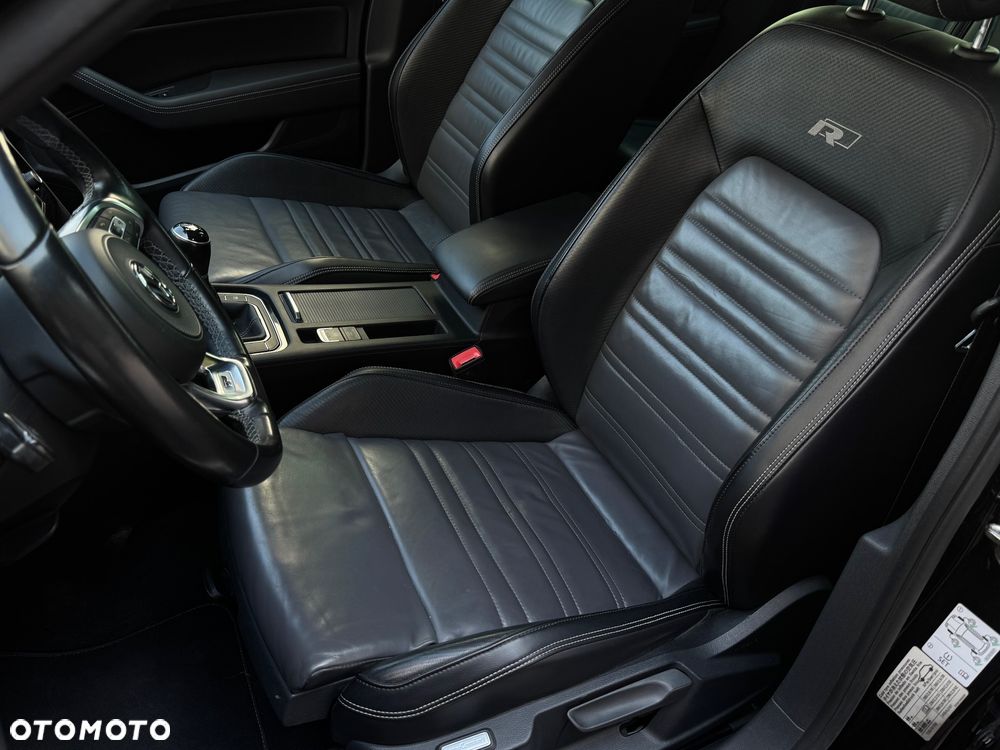 Volkswagen Passat 2.0 TDI (BlueMotion Technology) Highline - 32