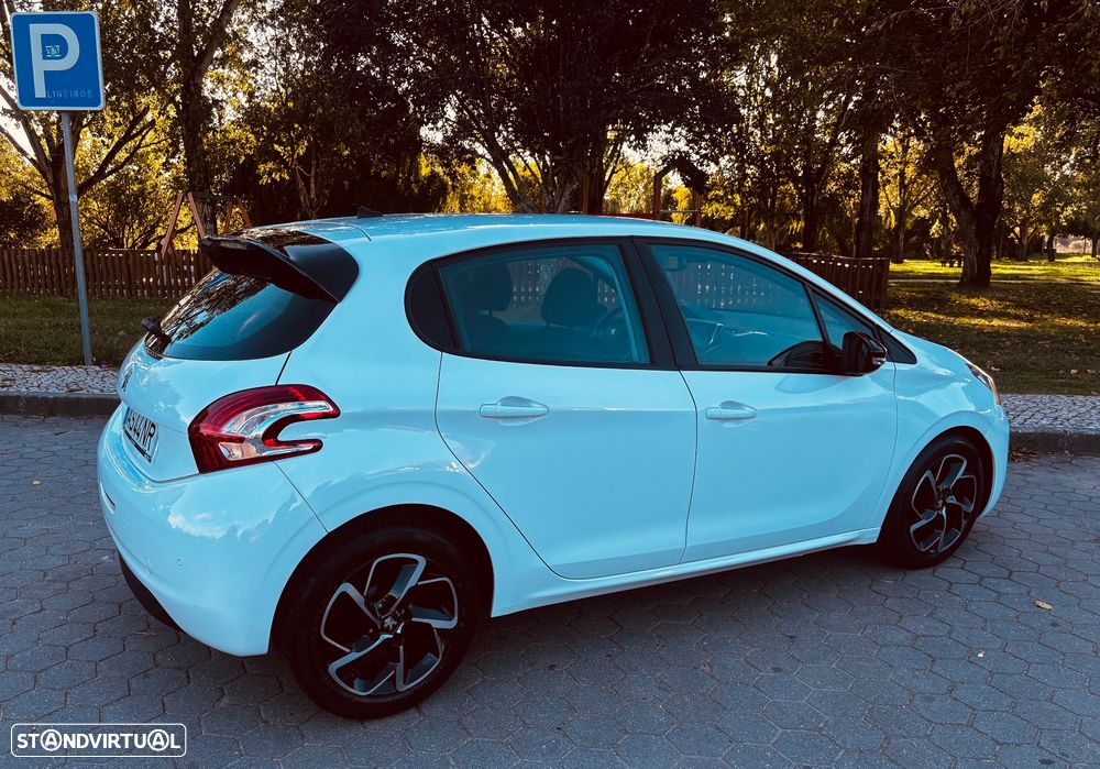 Peugeot 208 e-HDi 68 EGS5 Stop&Start Active - 6