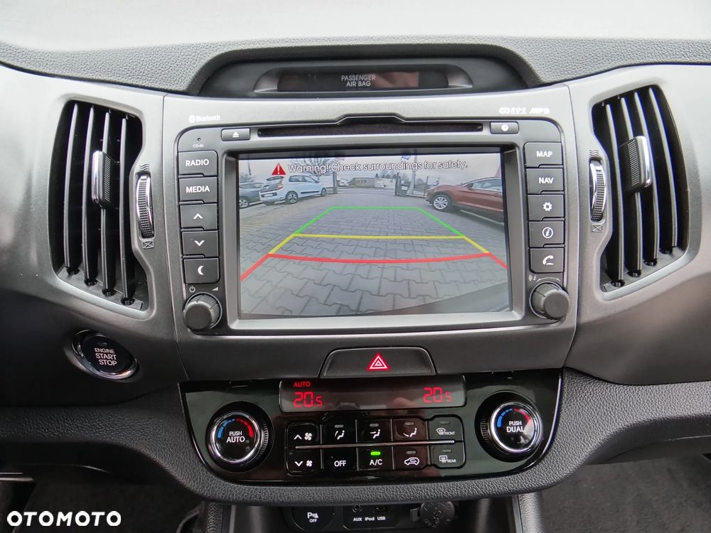 Kia Sportage 2.0 CRDI 4WD Automatik Dream-Team Edition - 29