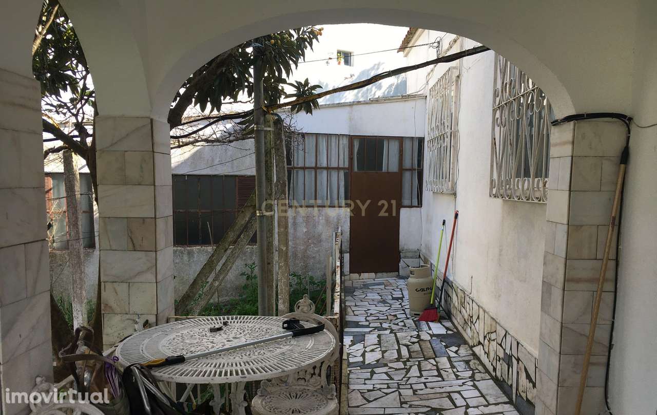 Moradia na Quinta do Reguengo, Santa Clara, Lumiar - Grande imagem: 3/28