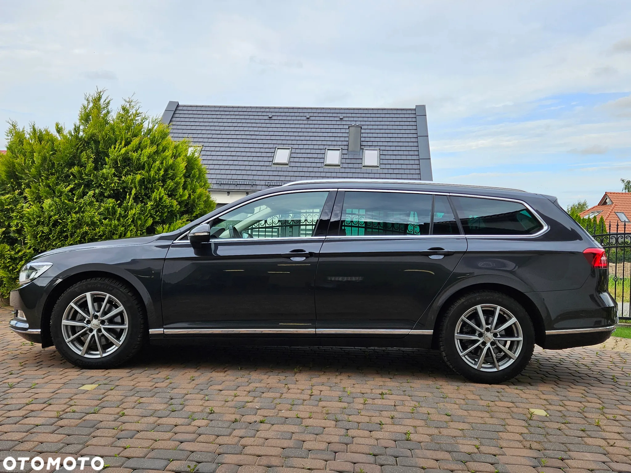 Volkswagen Passat - 38