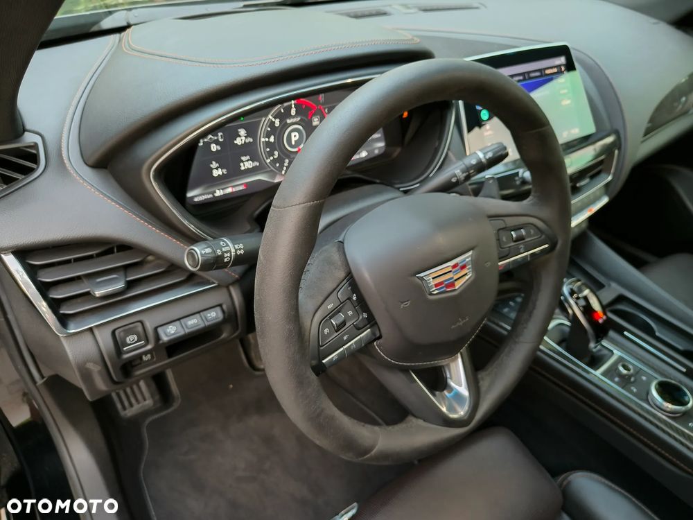 Cadillac CT5 - 26