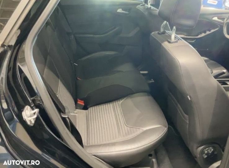 Ford Focus 1.5 EcoBoost Start-Stopp-System Titanium - 12