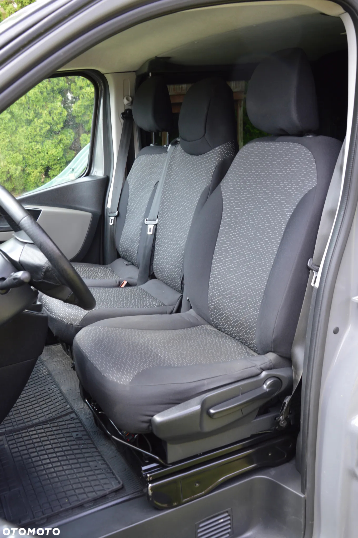 Renault Trafic Vivaro - 24