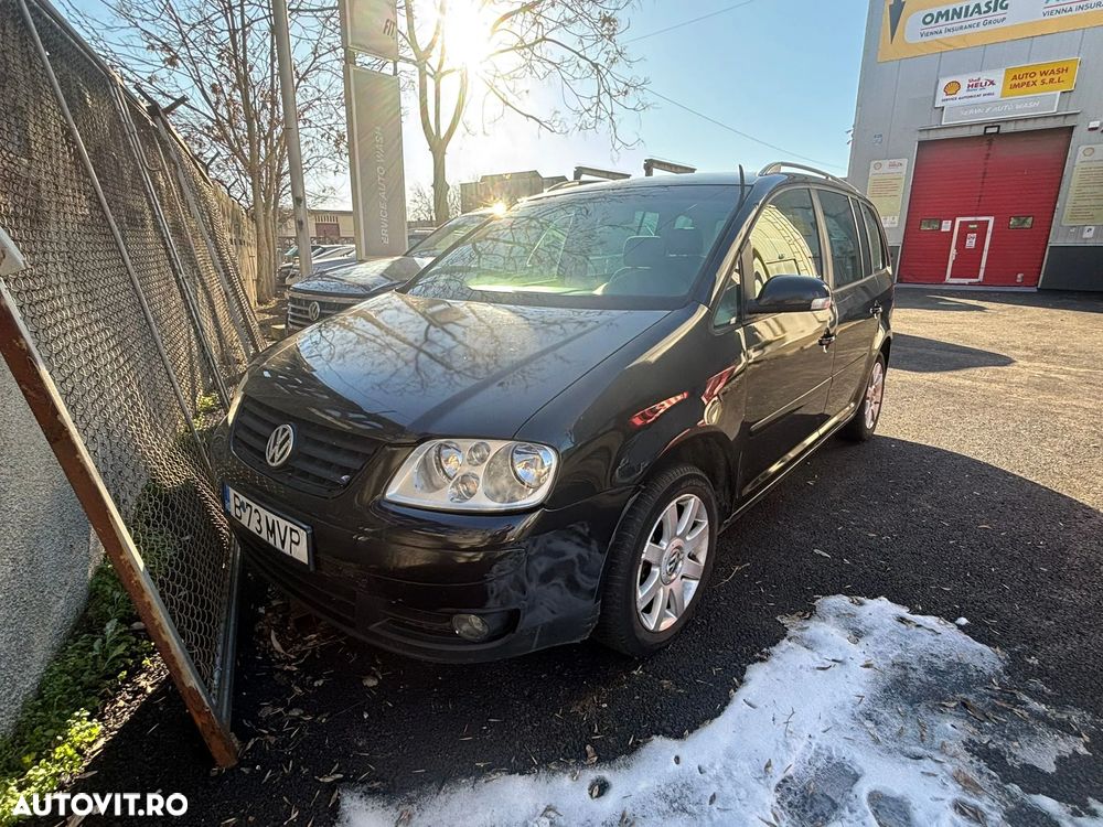 Volkswagen Touran 1.9TDI Trendline - 1