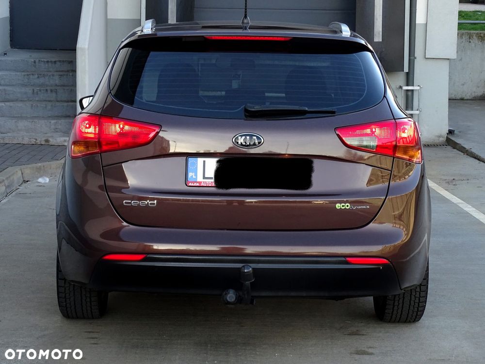Kia Ceed 1.6 GDI Dream Team Edition - 7