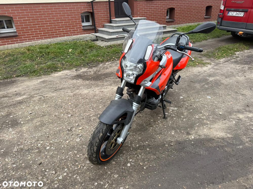 Aprilia Pegaso - 10