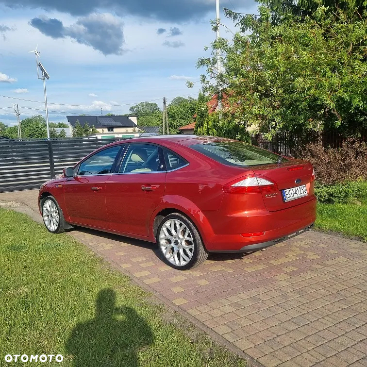 Ford Mondeo 2.5 Ghia - 8