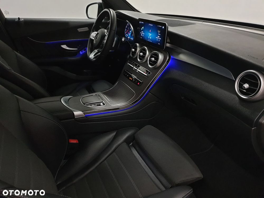Mercedes-Benz GLC 300 de 4Matic 9G-TRONIC AMG Line Plus - 40