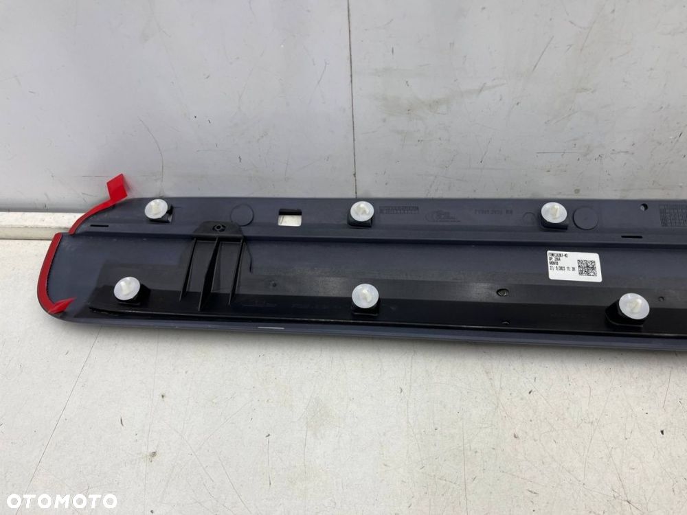 Listwa Fiat 500L LIFT 17-22r. NOWA prawa przednia DOLNA nakładka drzwi boczna prawy przód 735651106 - 6