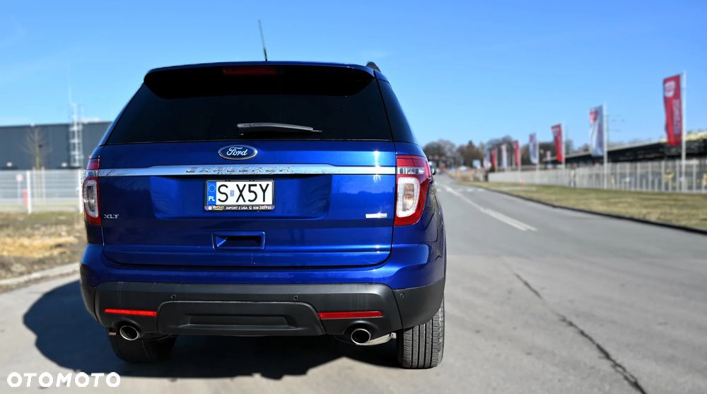 Ford Explorer - 22