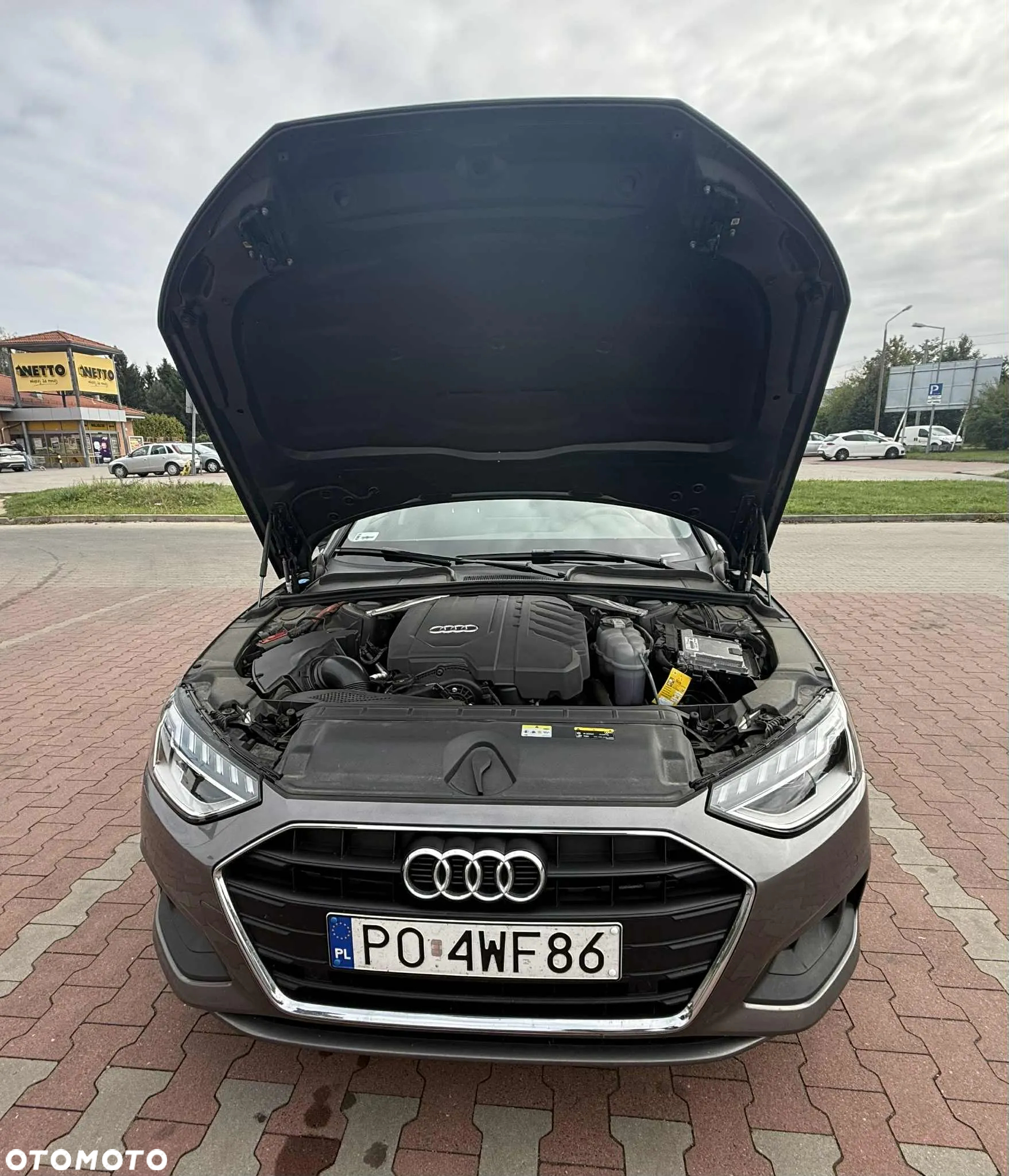 Audi A4 Limousine - 10