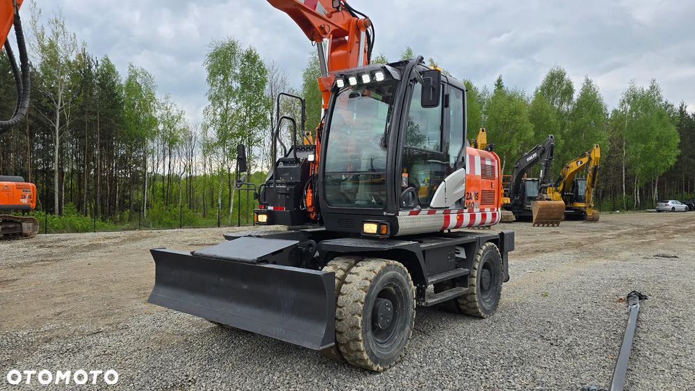 Hitachi Zx140w - 2