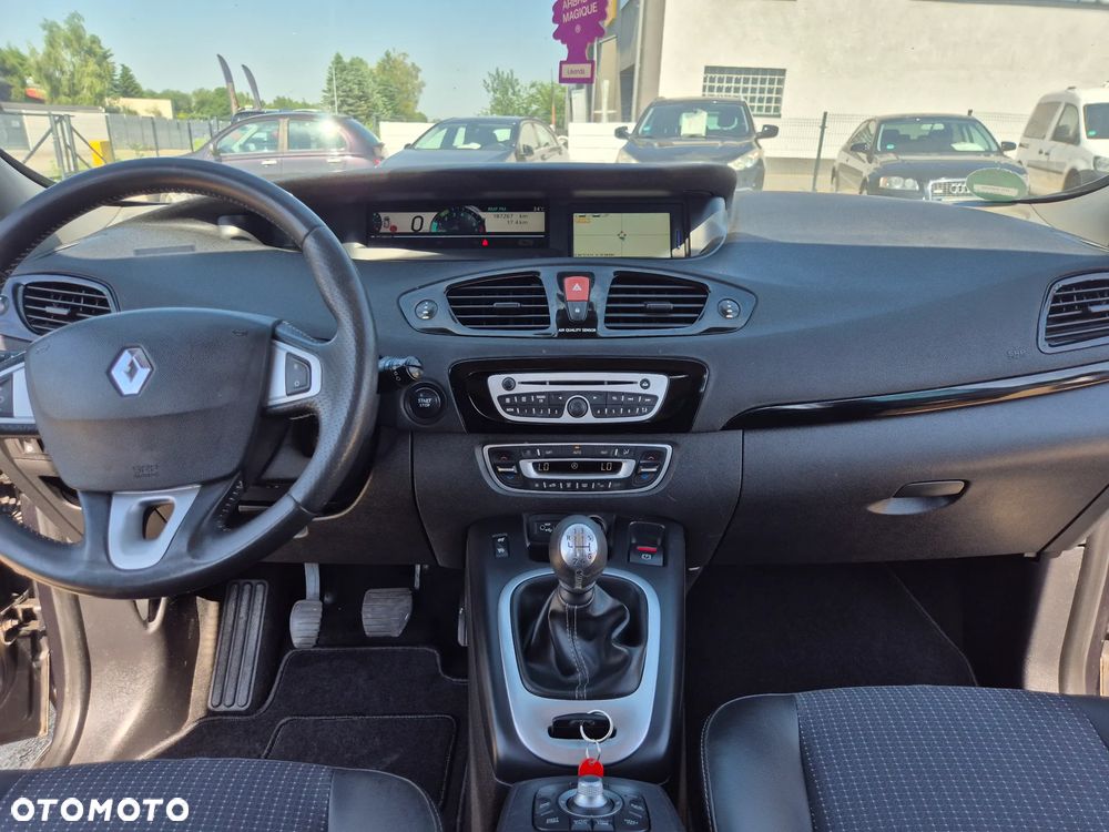 Renault Grand Scenic TCe 130 Bose Edition - 9