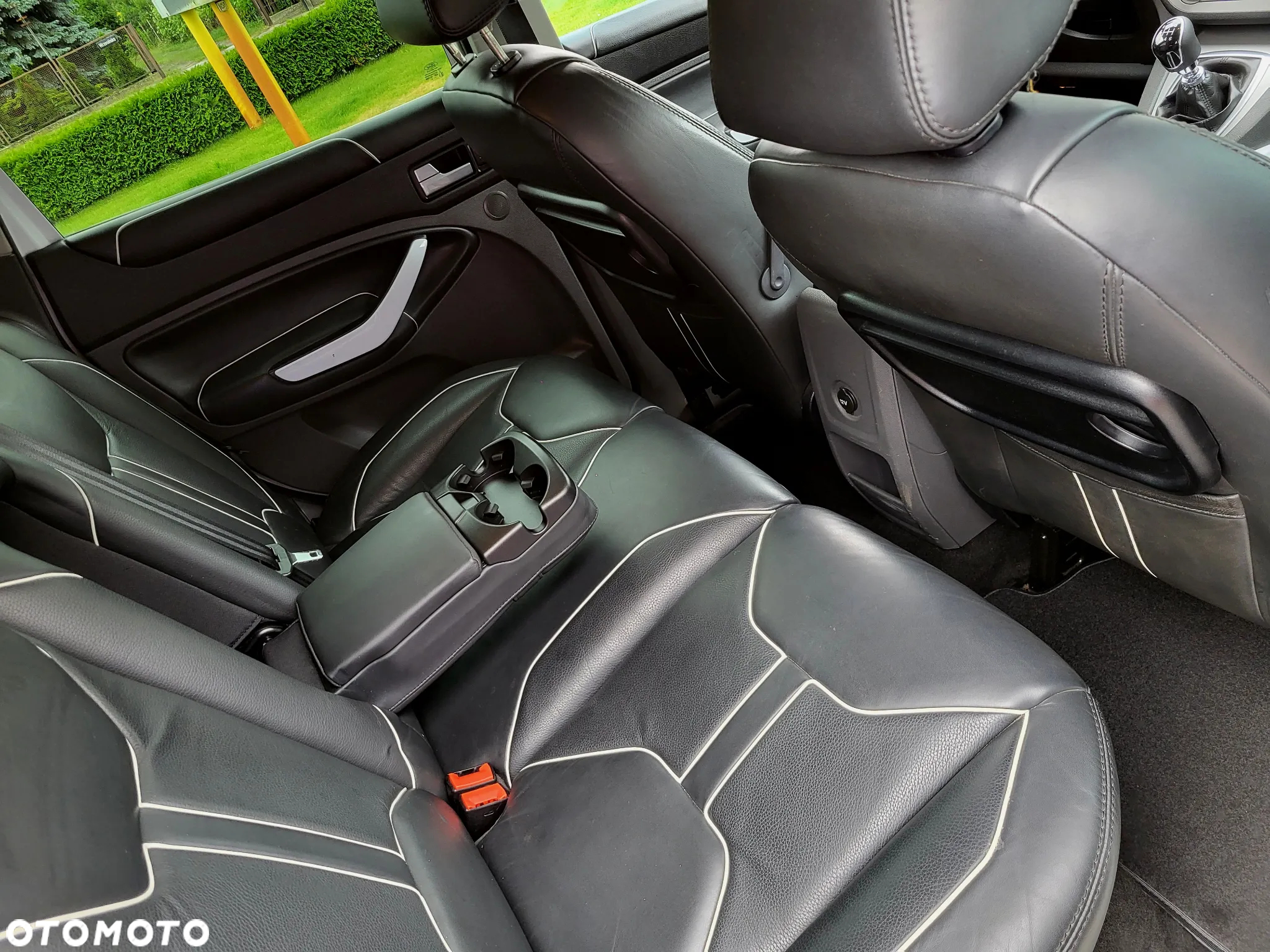 Ford Kuga - 23