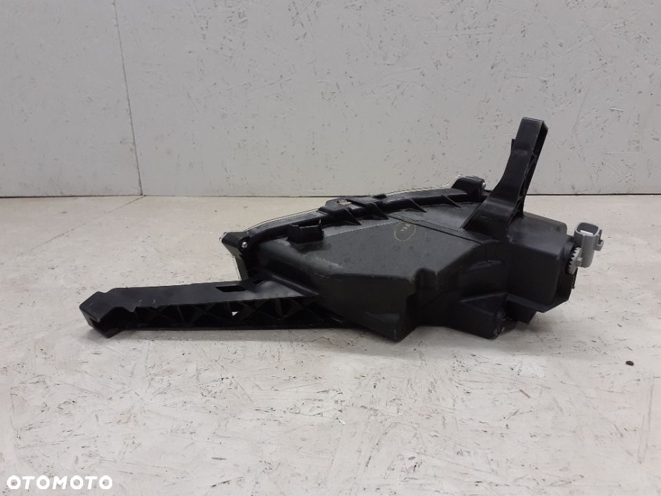 Halogen prawy lexus NX lift - 3