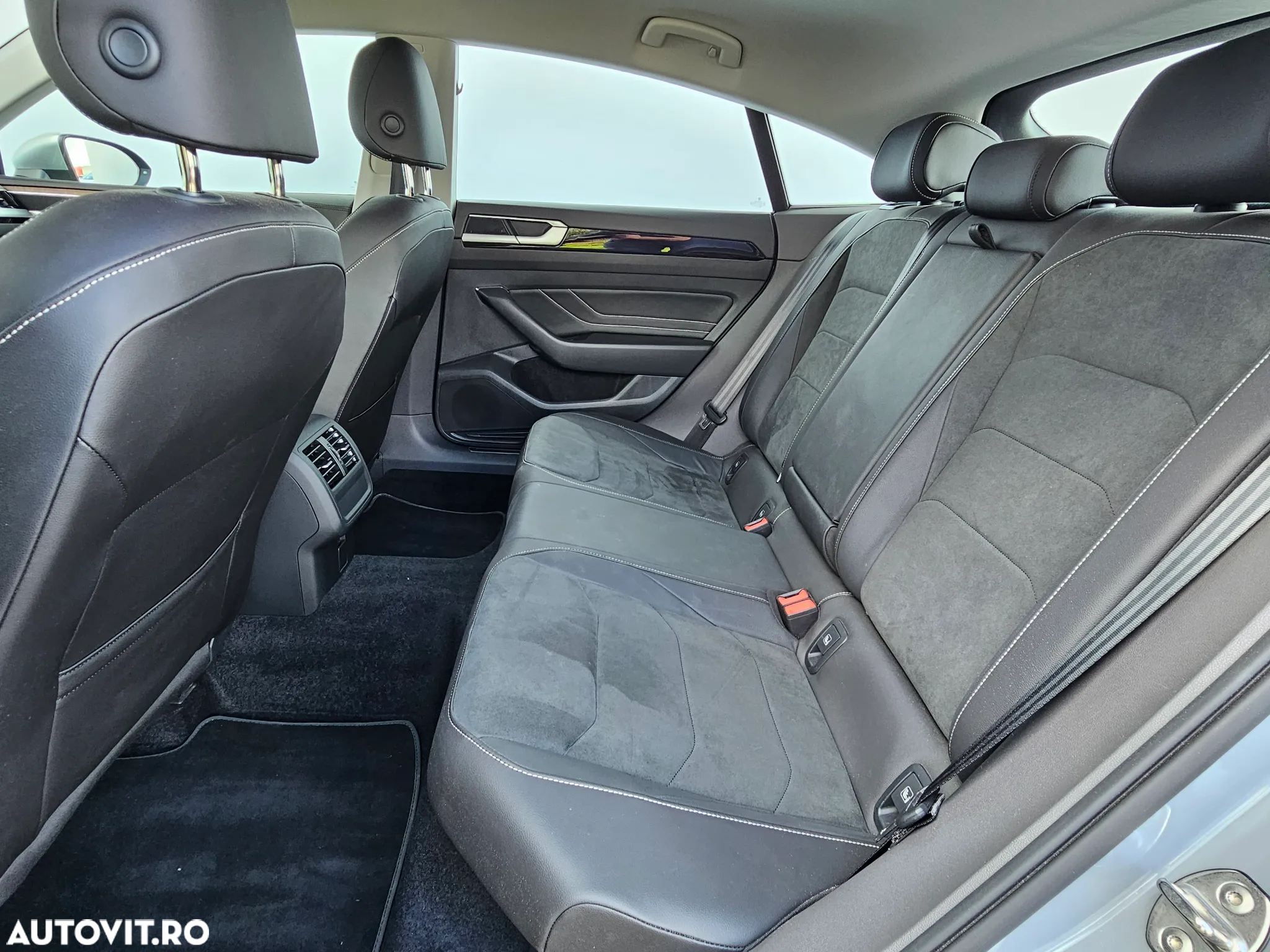 Volkswagen ARTEON 2.0 TSI DSG Elegance - 24