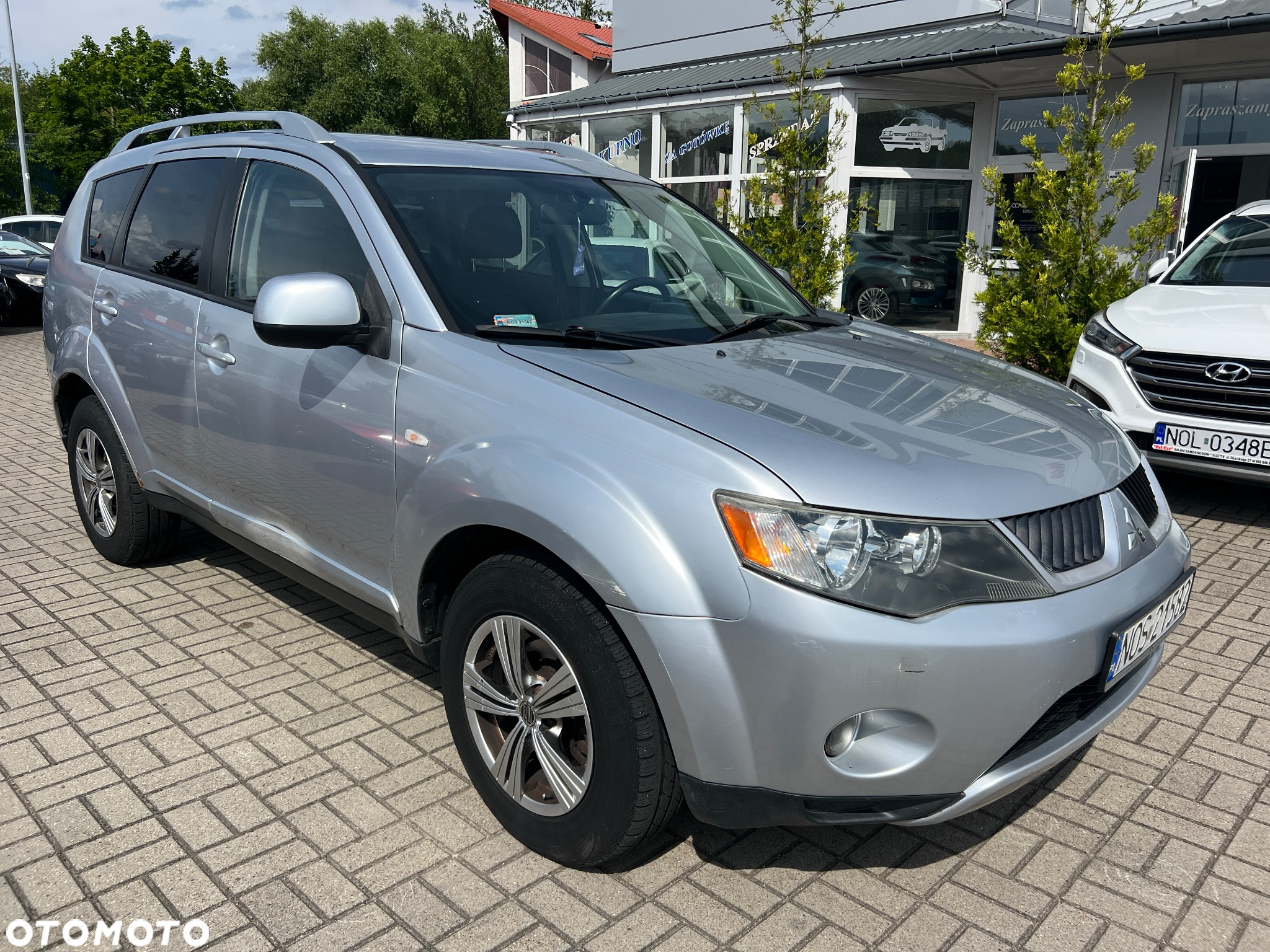 Mitsubishi Outlander 2.0 DI-D 4WD Instyle - 4