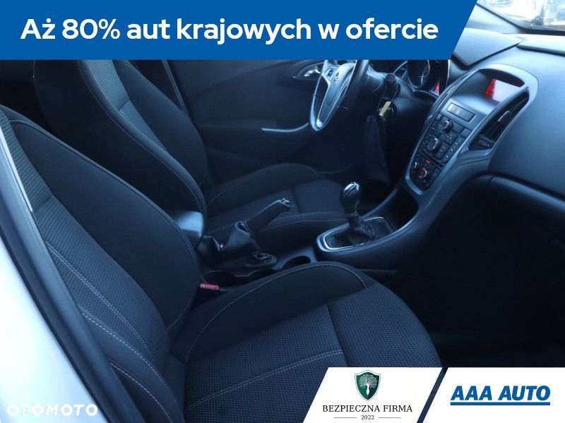Opel Astra - 11