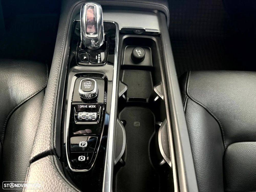 Volvo XC 90 2.0 T8 PHEV Excellence AWD - 25