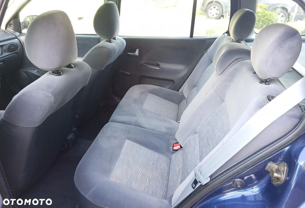 Renault Megane 1.4 16V Authentique - 7