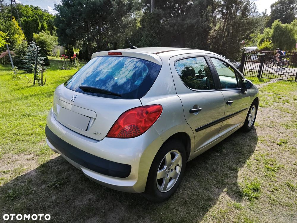 Peugeot 207 1.4 HDi Trendy - 3