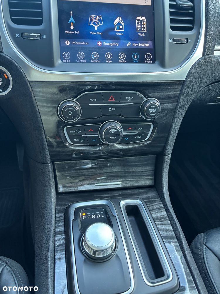 Chrysler 300 - 13
