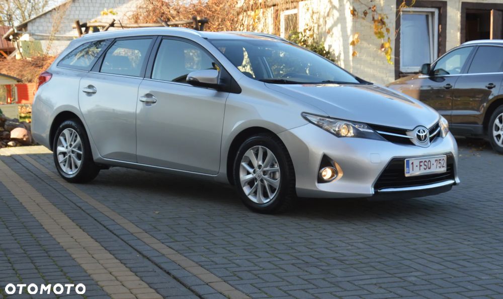Toyota Auris - 9
