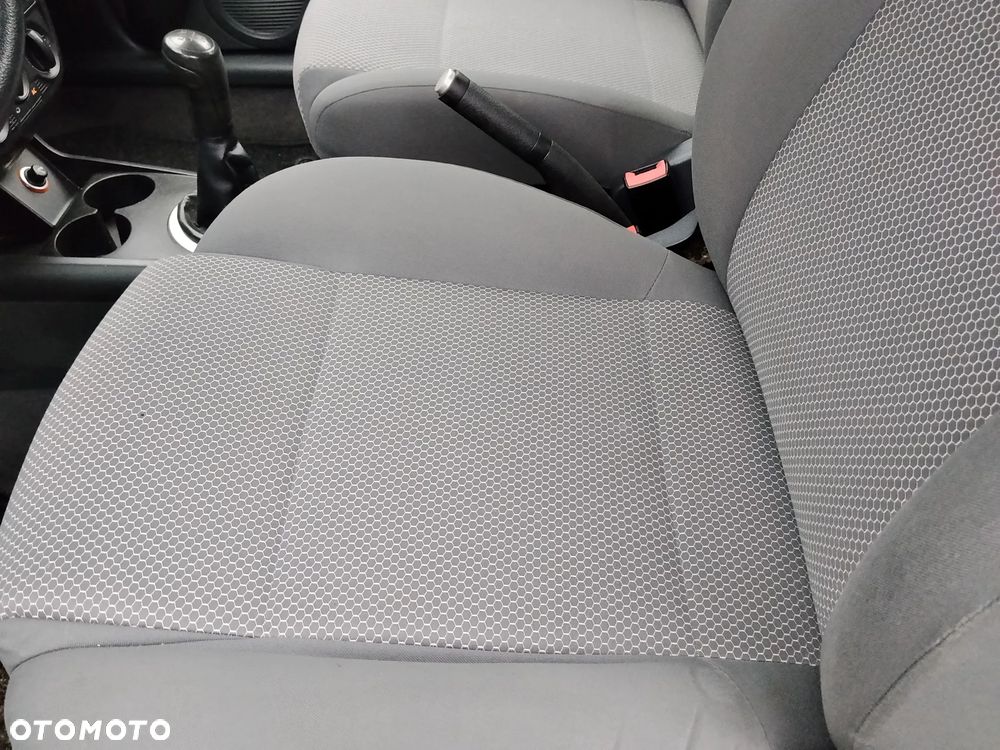 Volkswagen Fox - 13