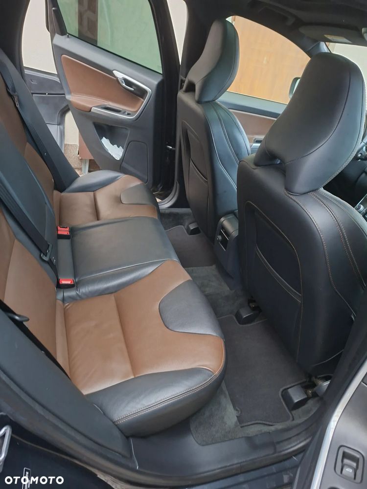 Volvo XC 60 T6 AWD Kinetic - 8