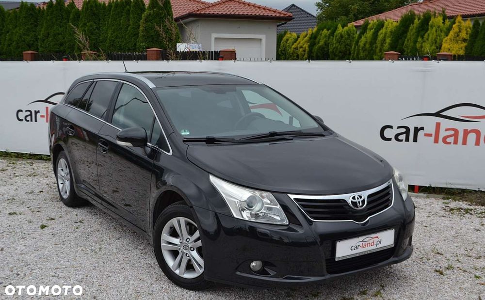 Toyota Avensis - 2