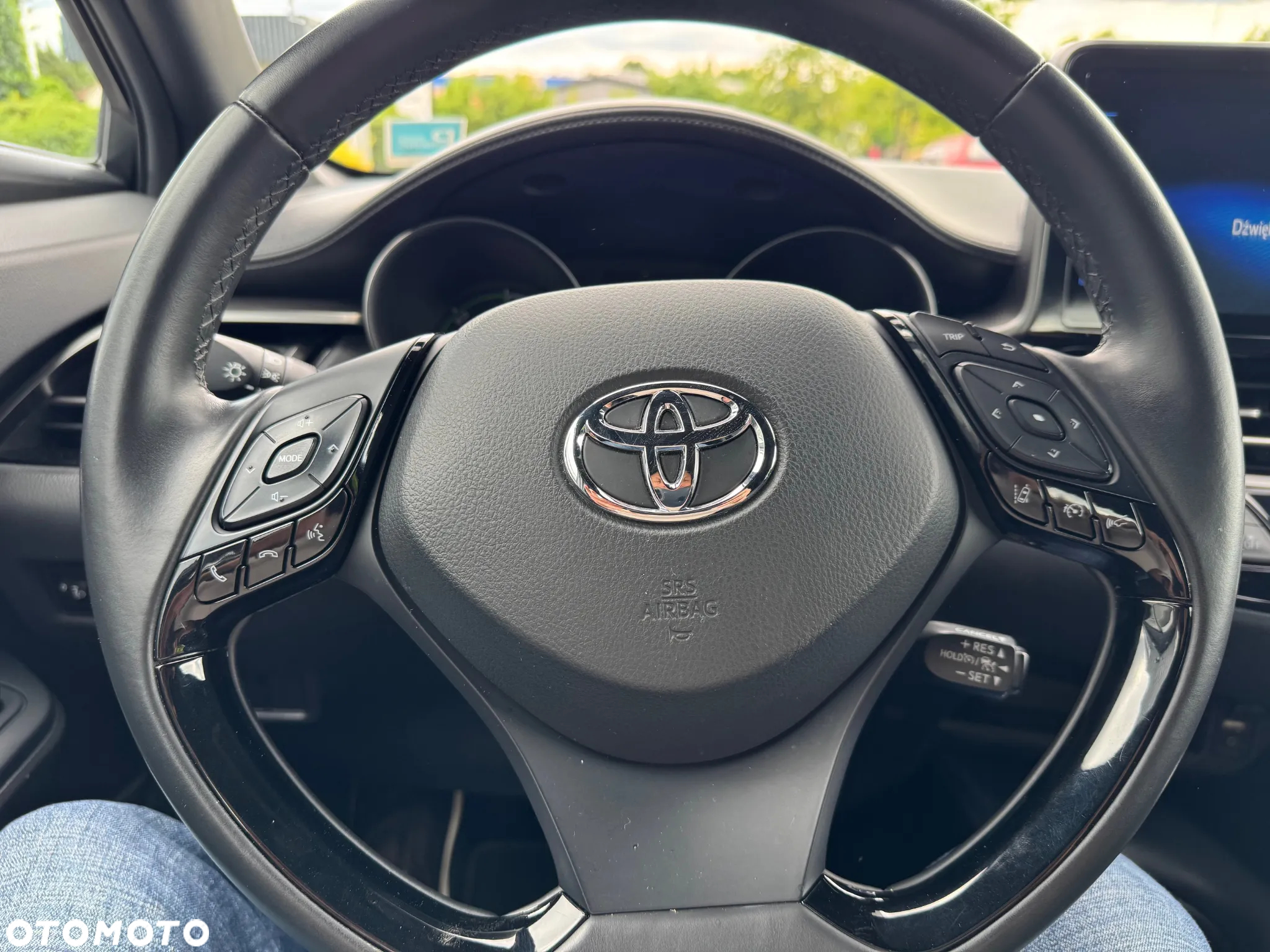 Toyota C-HR 1.8 Hybrid Dynamic - 8