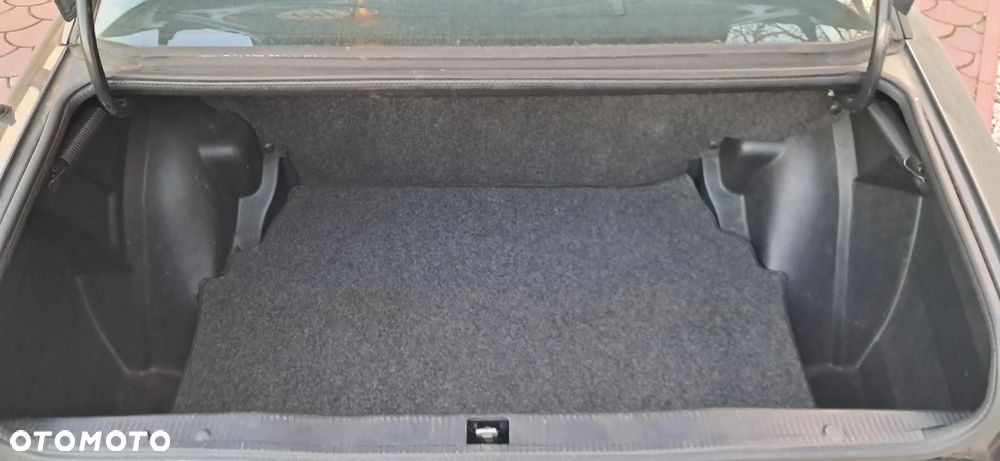 Mercedes-Benz W201 (190) - 20