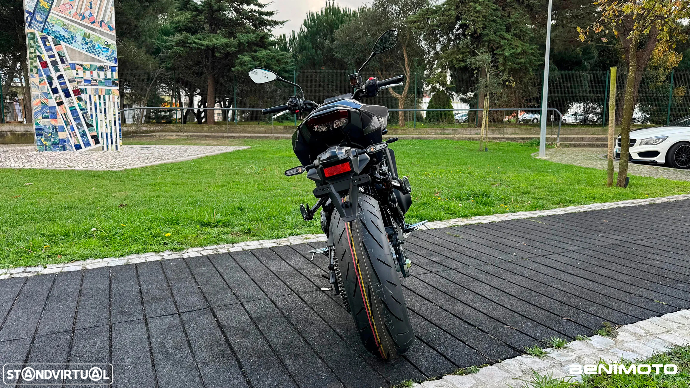 Yamaha MT-09 - 4