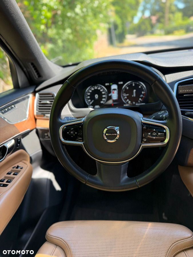 Volvo XC 90 D5 AWD Inscription 7os - 29