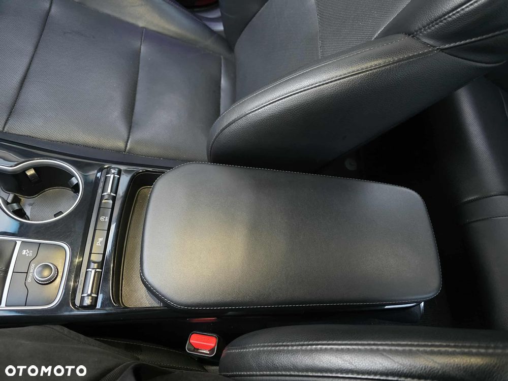 Kia Stinger 2.0 T-GDI GT Line - 15