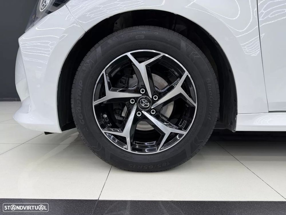 Toyota Yaris 1.0 VVT-i Comfort Plus — fotografia 18