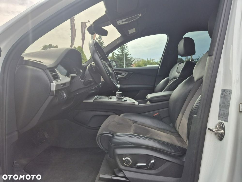 Audi Q7 3.0 TDI ultra Quattro Tiptronic - 14